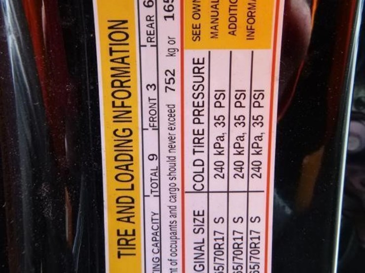 2019-chevrolet-tahoe-image-24