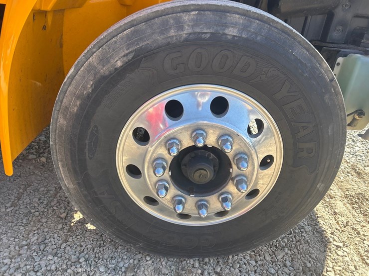 2013-international-durastar-4300-image-77