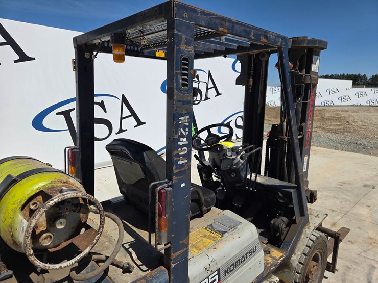 komatsu-fg25t-11-image-36