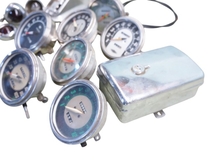 harley-style-etc…-miscellaneous-parts-lot-image-2