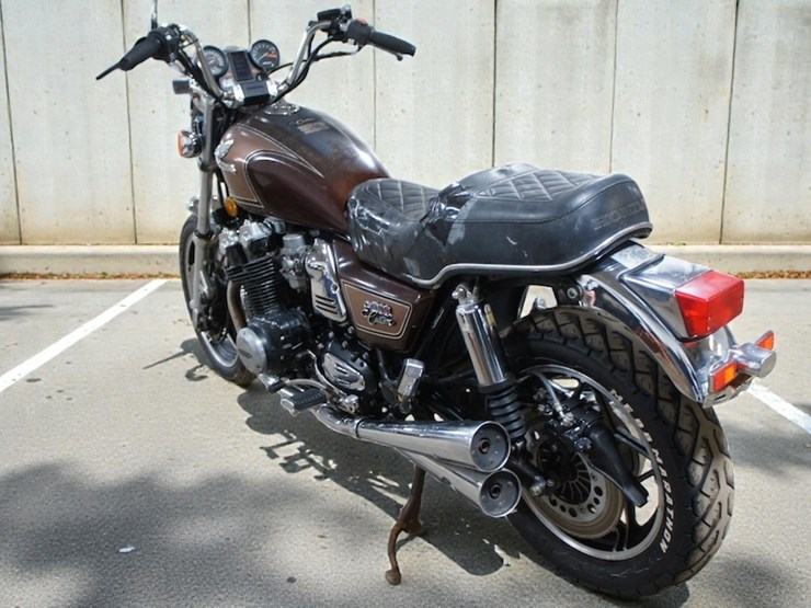 1983-honda-cb1000c-custom-motorcycle-image-6