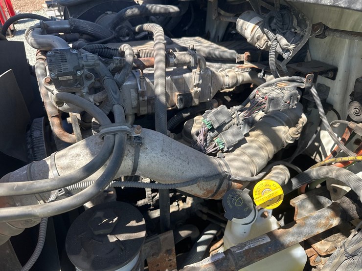 2009-international-durastar-4300-image-57