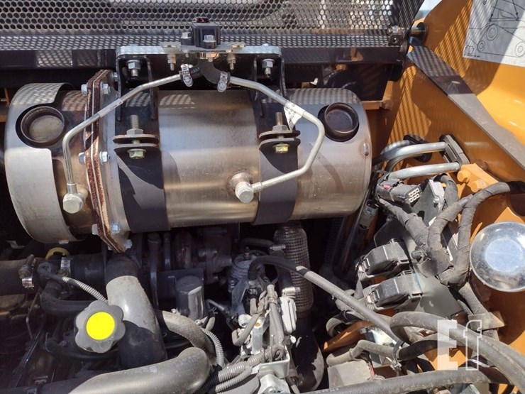 2022-case-sr160b-image-25