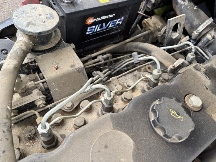 clark-cdp40-forklift-image-37