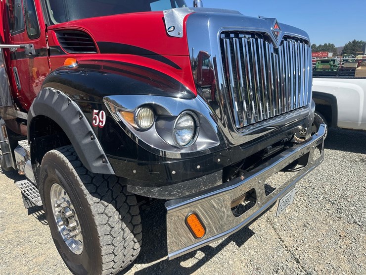 2012-international-7600-image-10