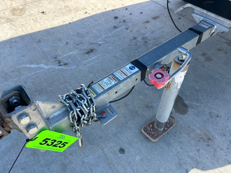 2023-massey-ferguson-8-image-11