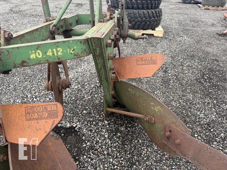 john-deere-412-image-6