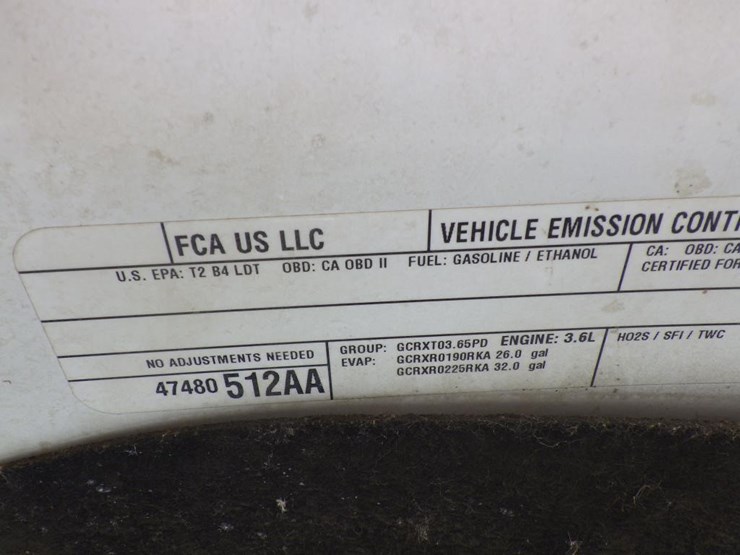 2016-dodge-1500-image-12