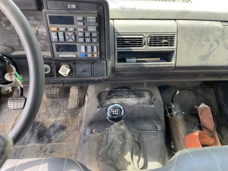 1994-gmc-topkick-c7500-image-17