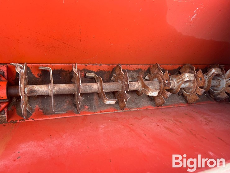 ezee-flow-fertilizer-spreader-image-11