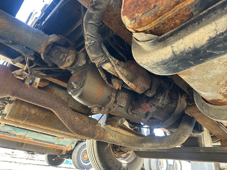 2009-international-durastar-4300-image-68