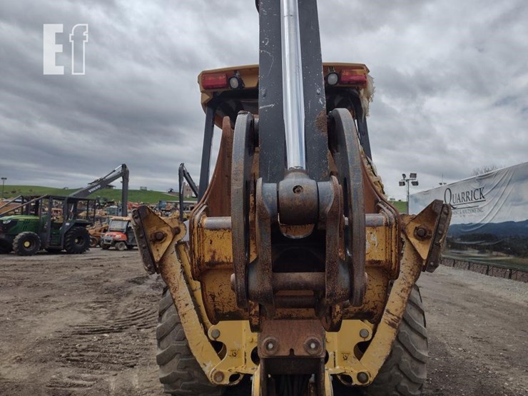 2010-deere-310j-image-33