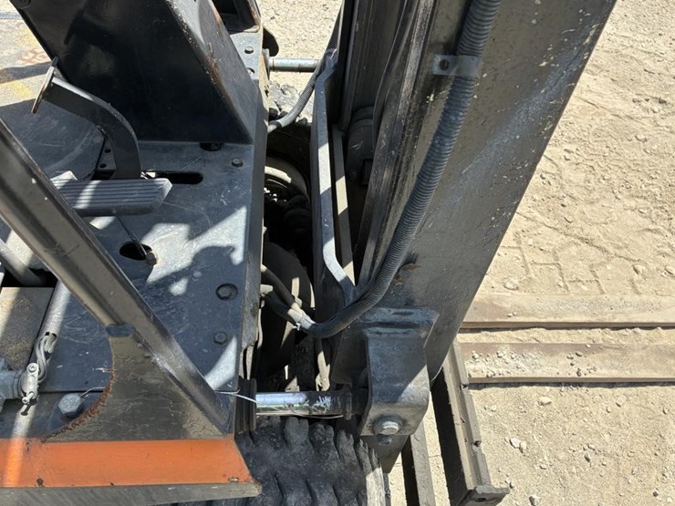 datcon-forklift-image-9