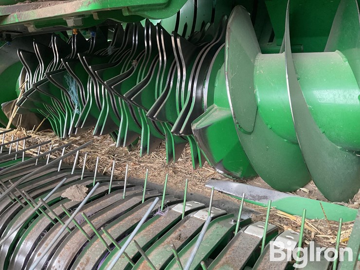 2015-john-deere-l340-image-12