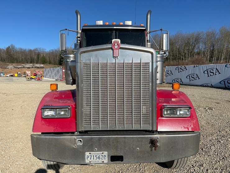 2006-kenworth-w900-image-8