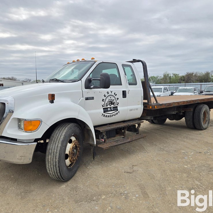 2005 FORD F650 XL