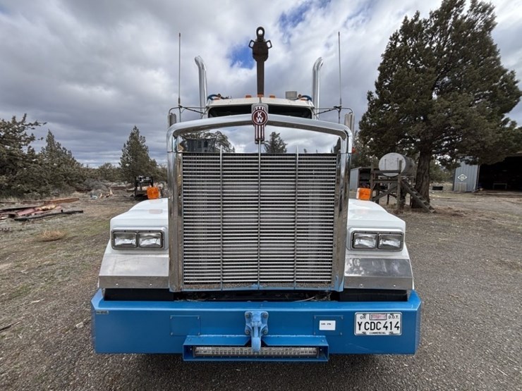 1990-kenworth-w900-image-8