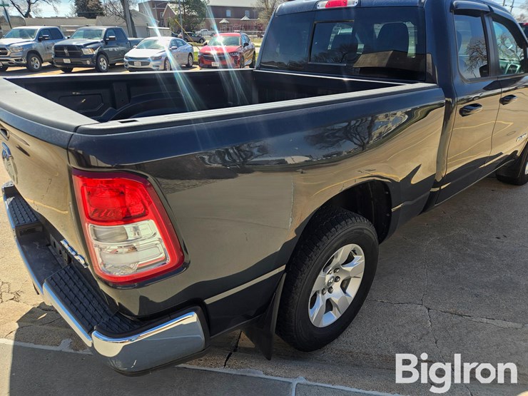 2021-dodge-1500-image-17