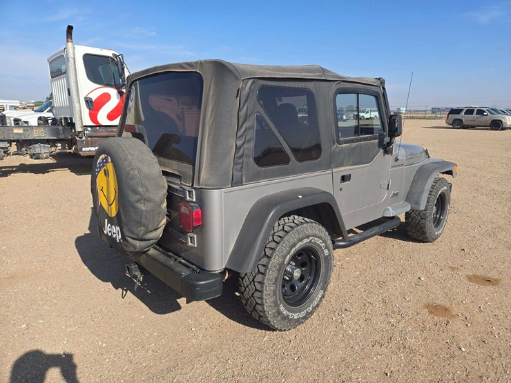 2000-jeep-wrangler-image-4