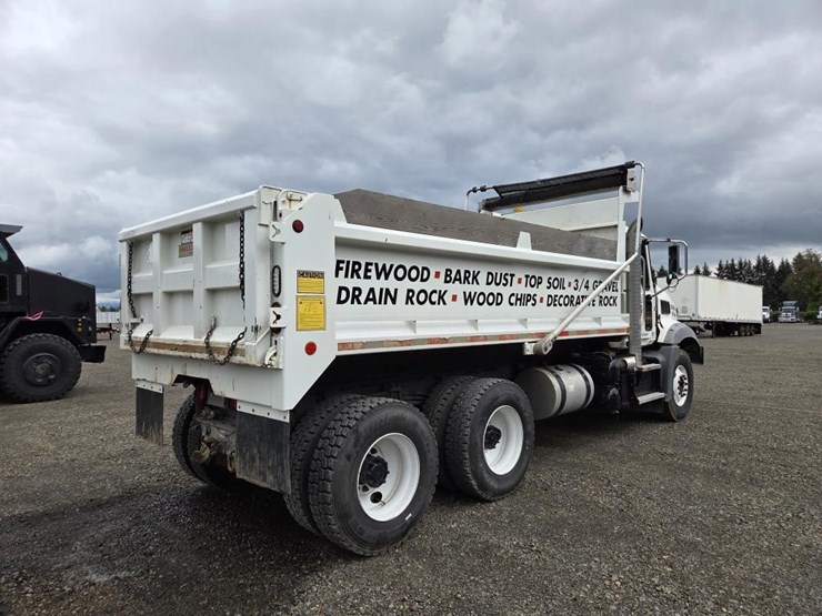 2020-mack-10yd.-t/a-dump-truck-image-4