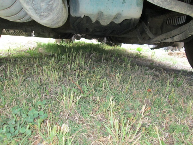 #46184-•-2008-volvo-t/a-sleeper-truck-tractor-4v4nc9gh08n482694-image-22