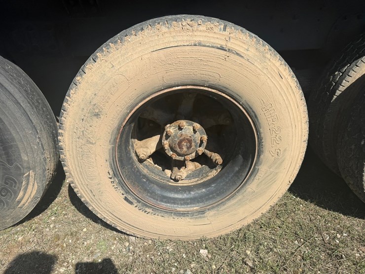 #1119-•-1990-international-navistar-paystar-5000-26'-flat-bed-truck-image-86