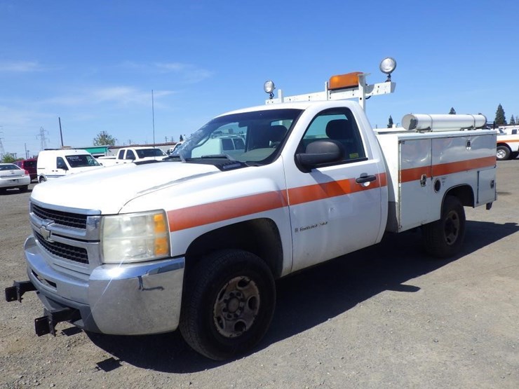 2007-chevrolet-2500hd-image-1