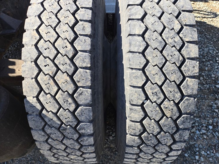 2013-peterbilt-386-image-76