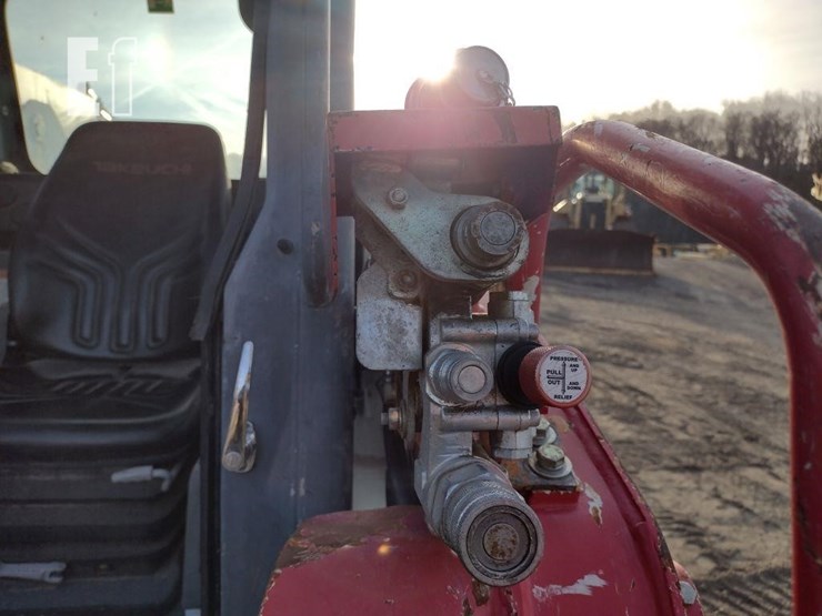 takeuchi-tl10-image-23