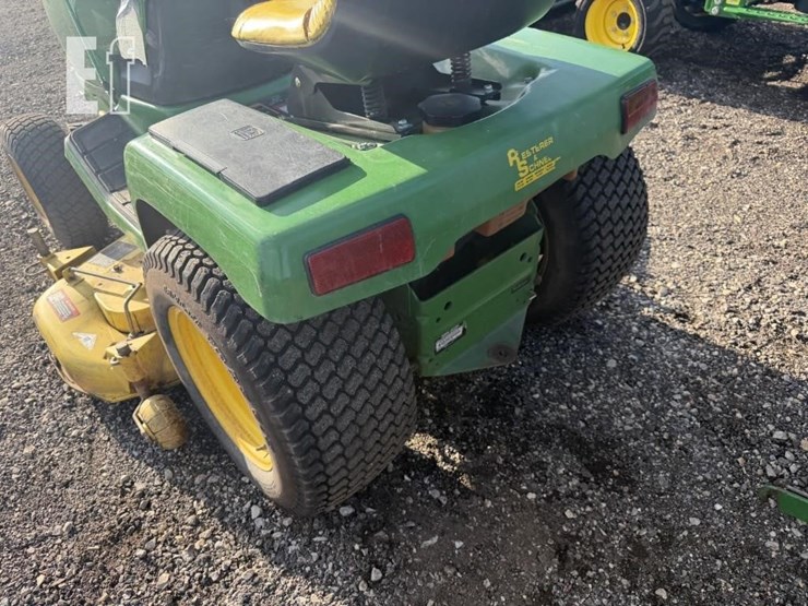 john-deere-345-image-11