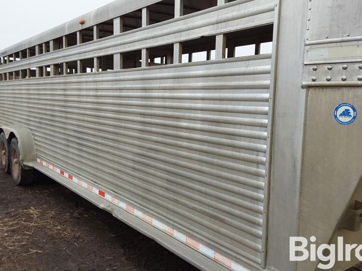 2007-elite-26'-t/a-aluminum-livestock-trailer-image-14