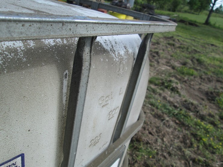 #45966-•-lot-of-(2)-250gal-plastic-tote-w/-cages-image-3