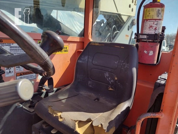 2004-jlg-g6-42a-image-9