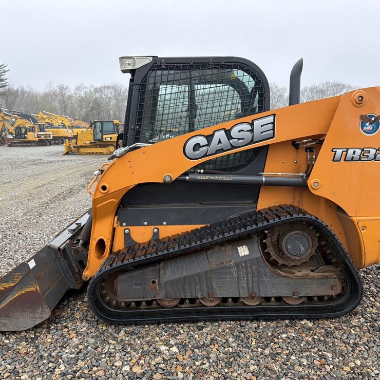 CASE TR320