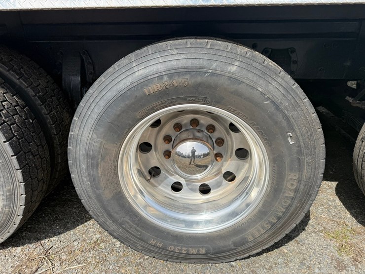 2015-peterbilt-579-image-77