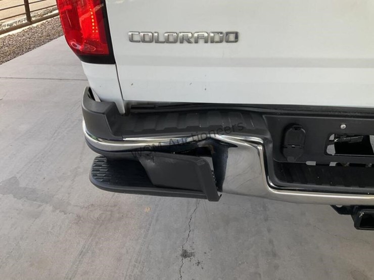 2015-chevrolet-colorado-image-10