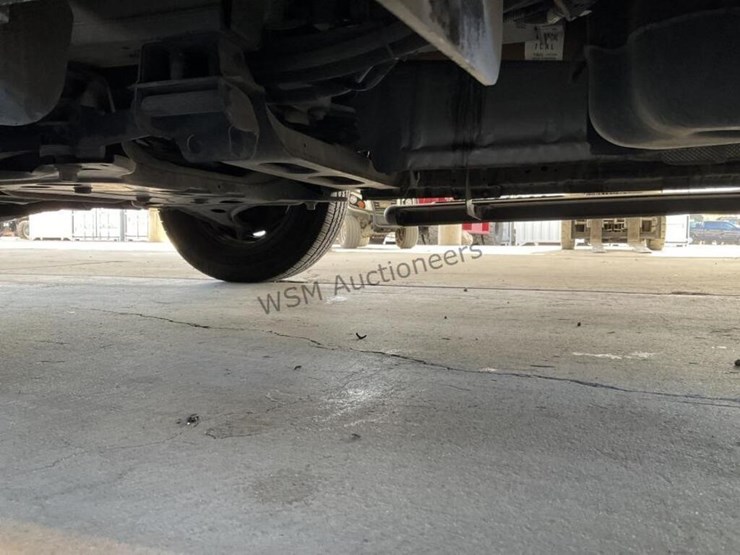 2019-ford-transit-image-26