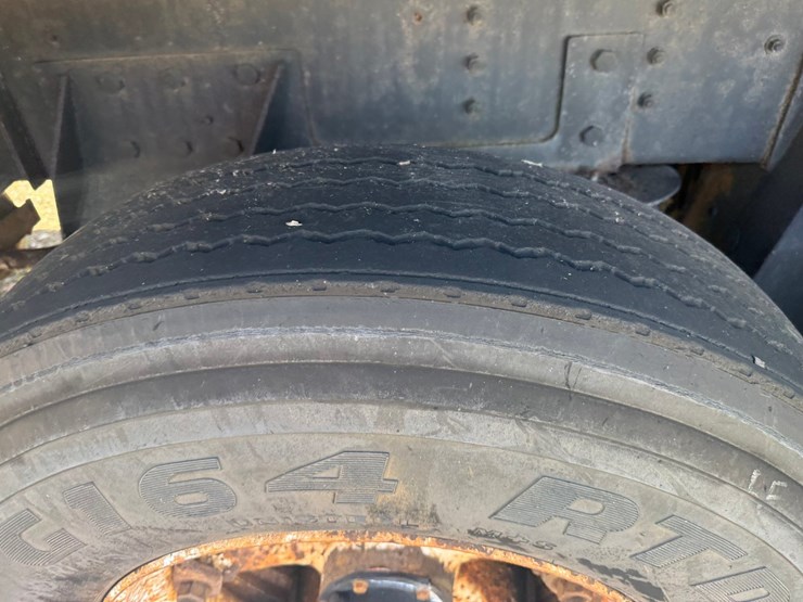 #1119-•-1990-international-navistar-paystar-5000-26'-flat-bed-truck-image-75