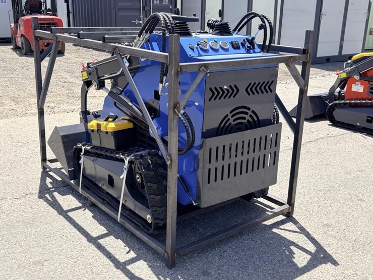 2026-zjg-zj-380-skid-steer-loader-image-4