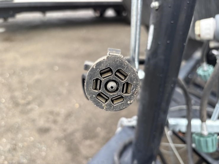 2020-wildwood-wdt282qbxl-ca-travel-trailer-image-8