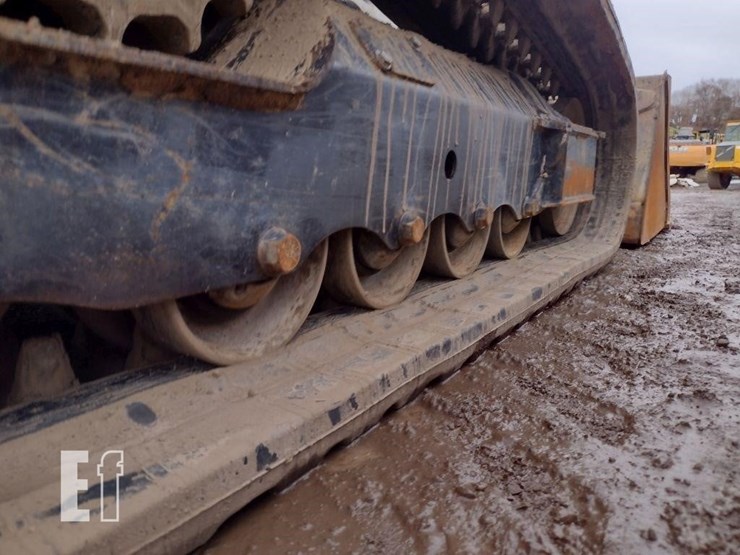 2017-bobcat-t595-image-33