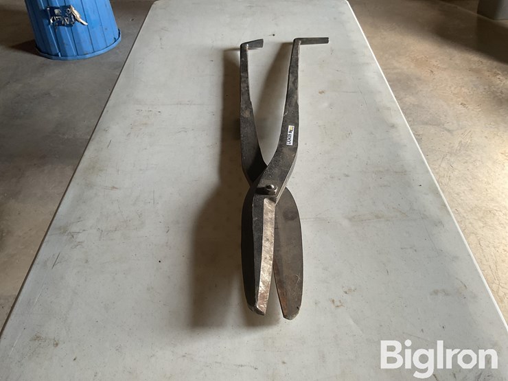 hand-forged-shear-image-4