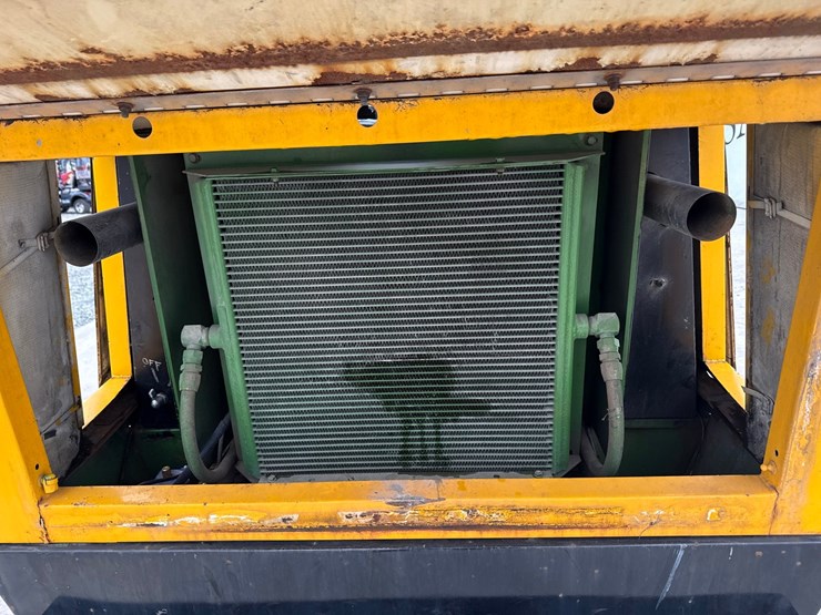 massey-ferguson-8-image-22