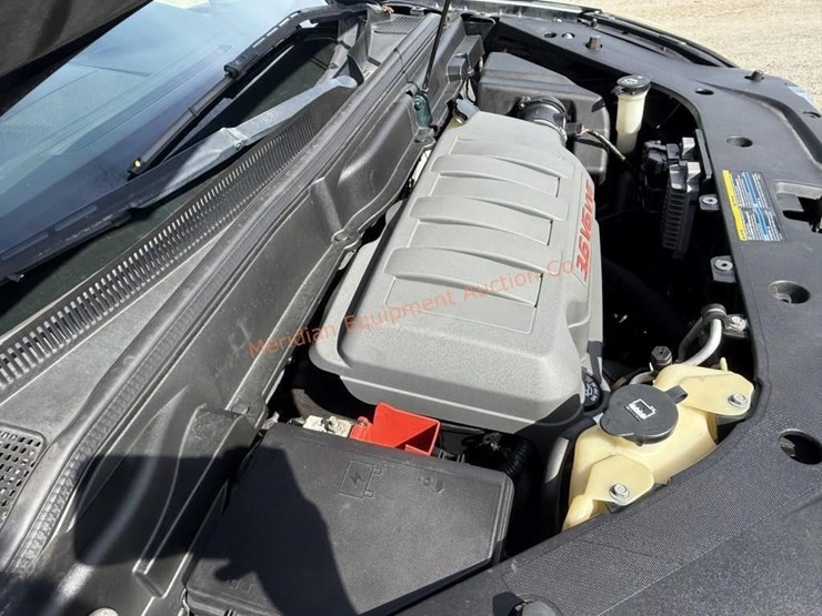 2016-gmc-acadia-slt-image-16