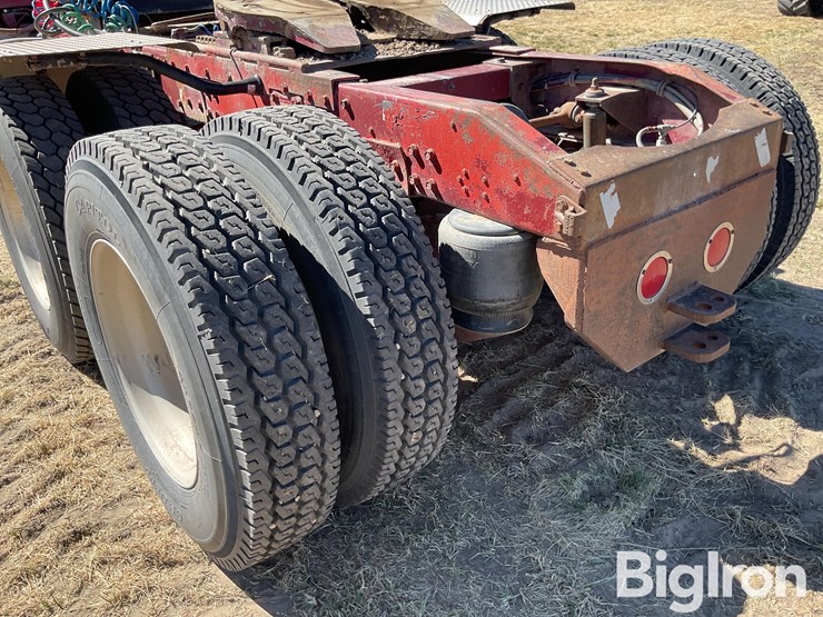 1987-peterbilt-359-image-18