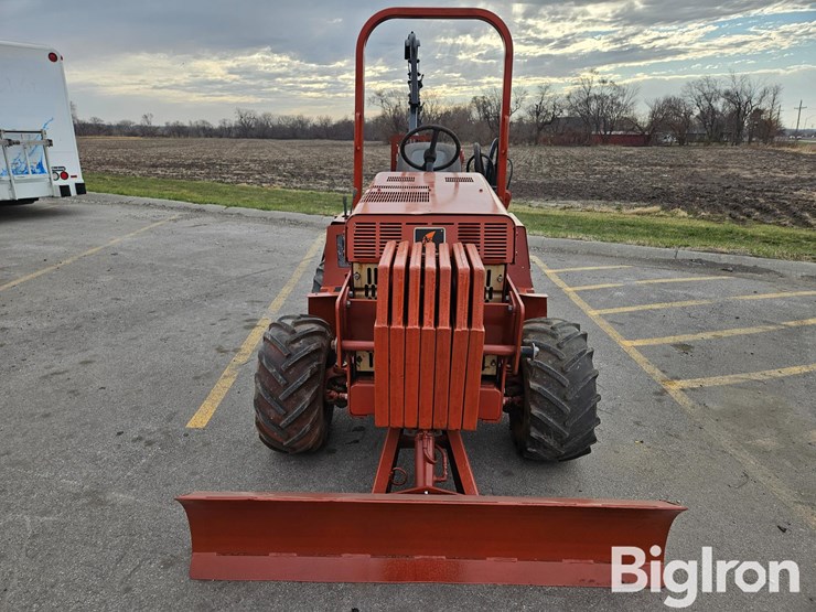 2002-ditch-witch-3700dd-image-2