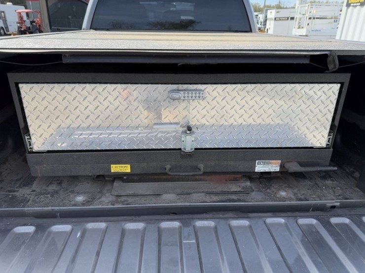 2014-ford-f150-xl-image-21