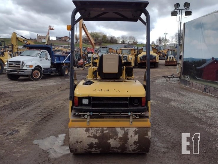 2006-caterpillar-cb-334e-image-4