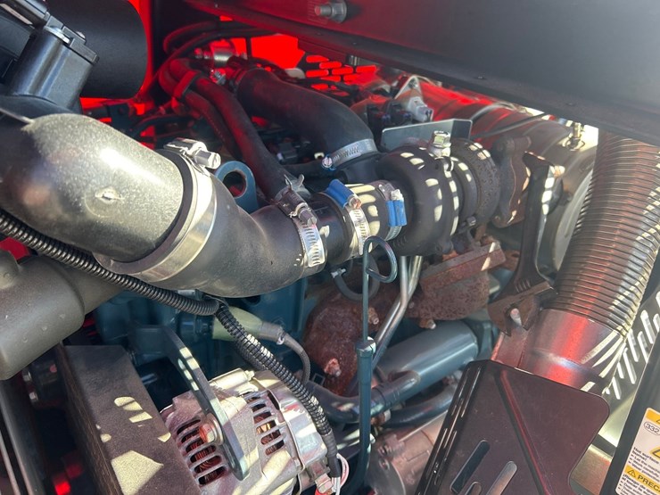 2023-massey-ferguson-8-image-30