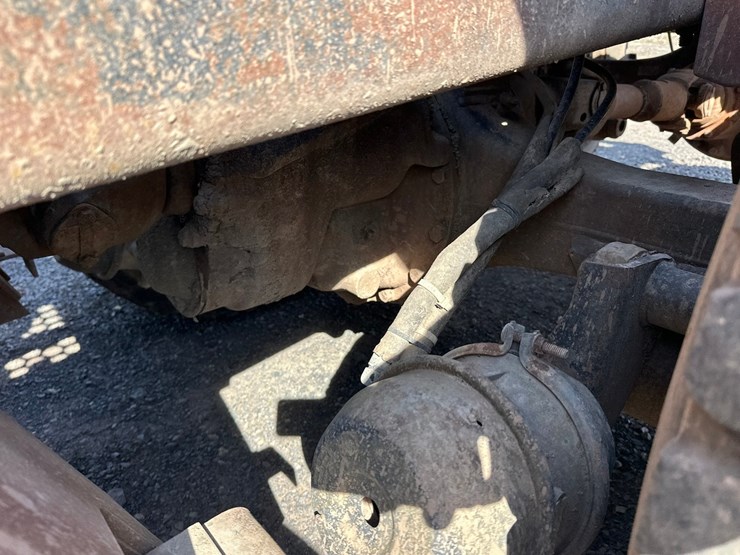 1984-ford-tractor-image-34